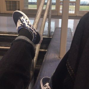 Meet your Posher, Cesar